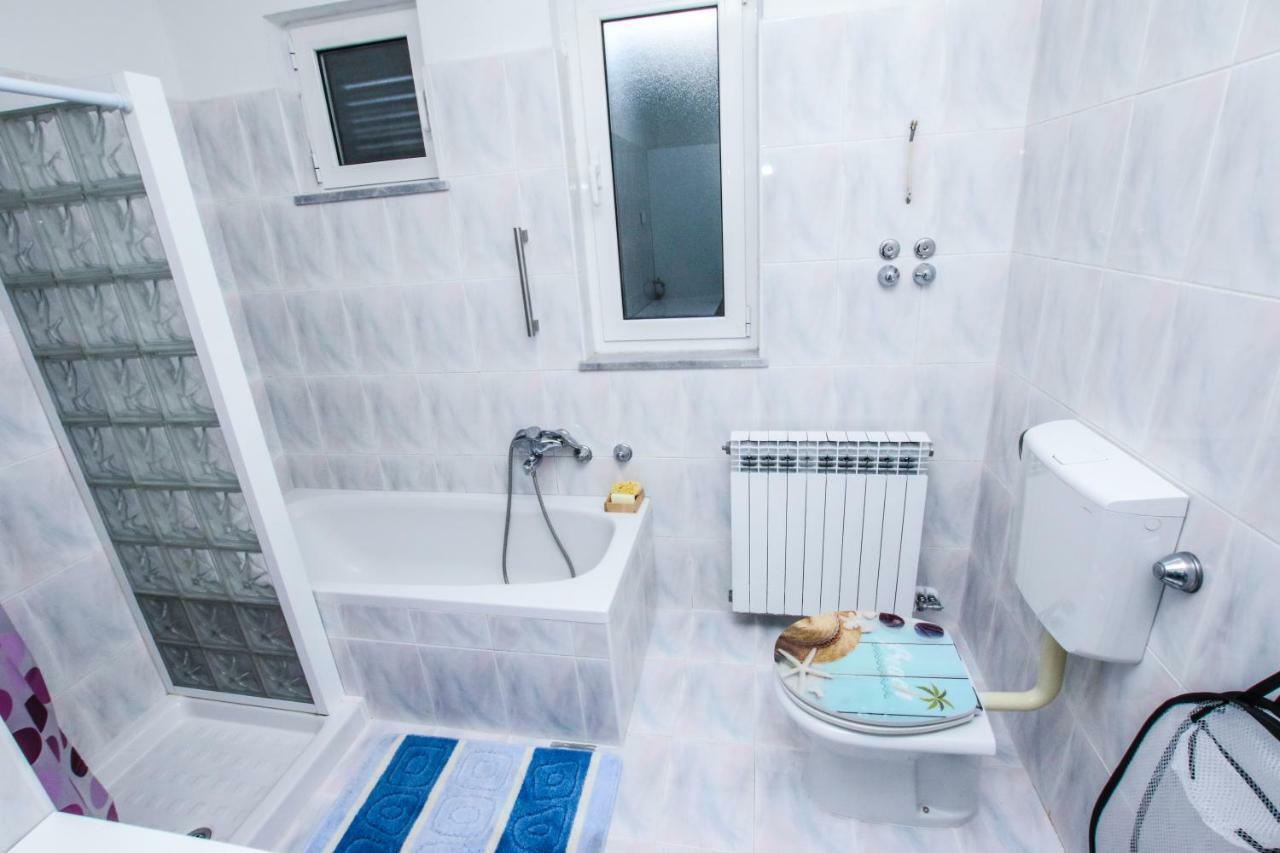 Ferienwohnung Apartman Mario Poreč Exterior foto